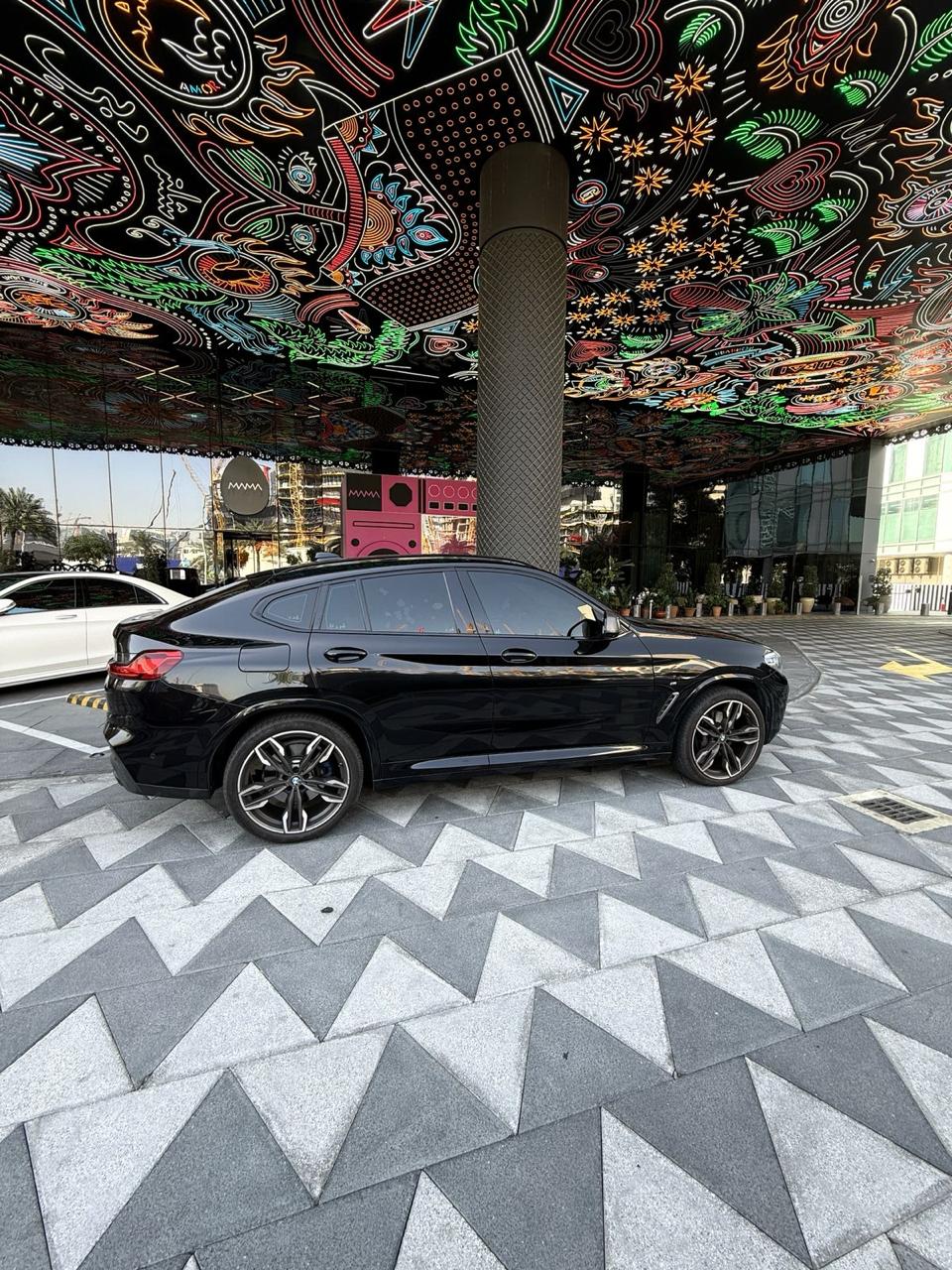  Mitsubishi Lancer Dubai Tourist