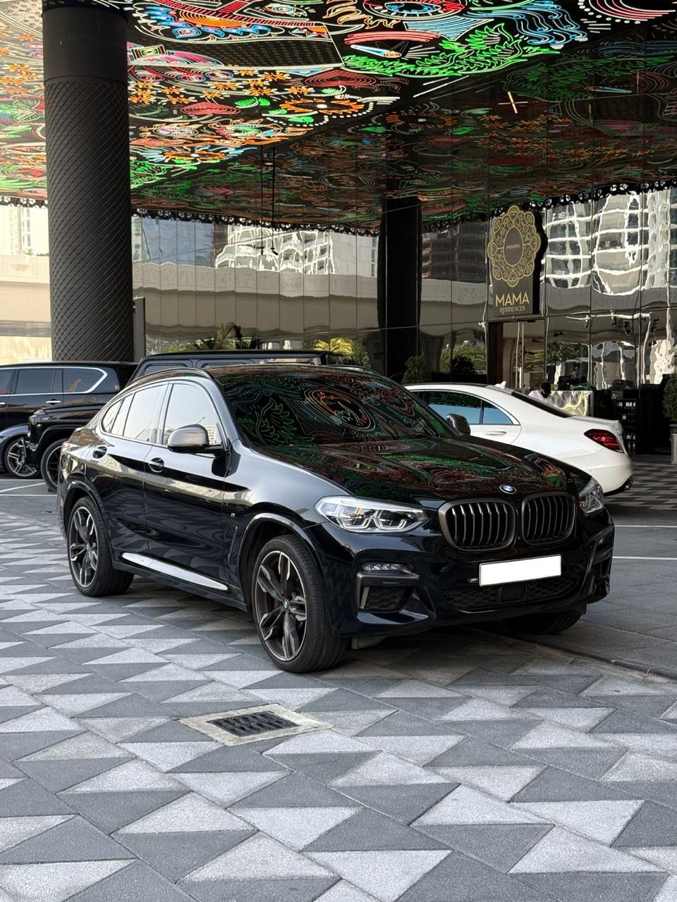  Mitsubishi Lancer Dubai Tourist