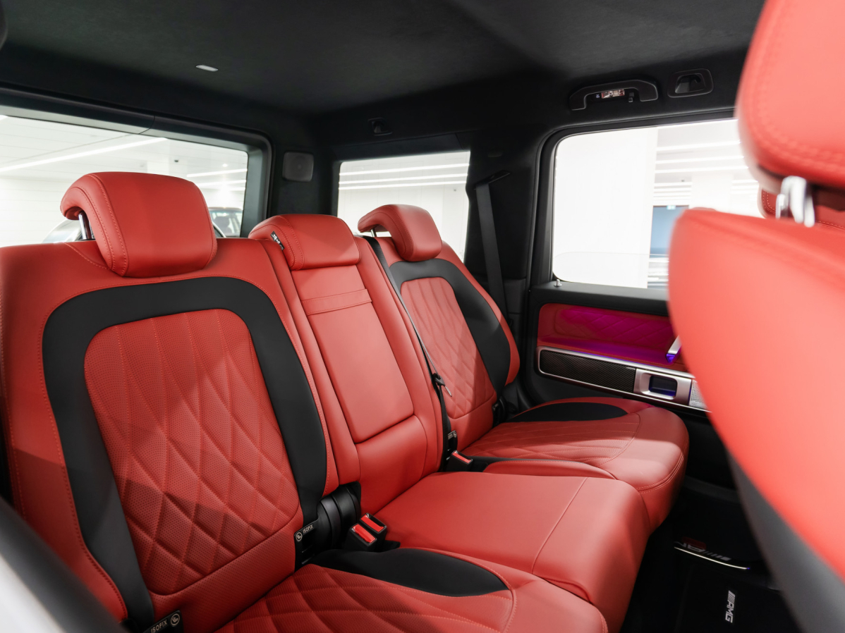 Schwarz Kia Amanti Base 2027